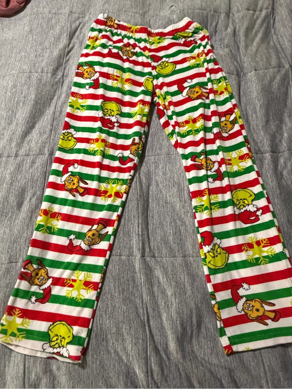 The Grinch Pajama Set - Holiday Sleepwear - Picture 4 of 4